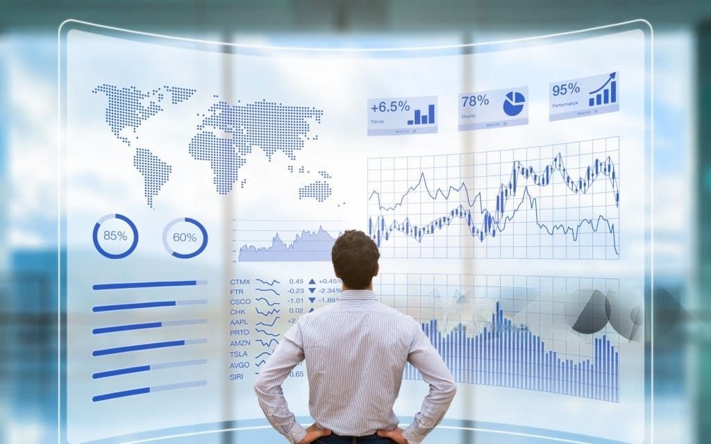 Automatización de reportes y análisis predictivo
